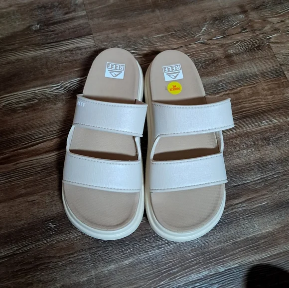 Reef Sandals Modern Beige Platform Comfort - Picture 2 of 7